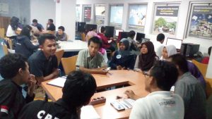 Diskusi bersama antara Cendikia Teknik dengan Mapres UGM 2016 Alwan Hafidz
